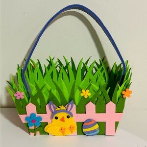 NEW!!! Spring Chick Felt Easter Basket With Handle (NWT)